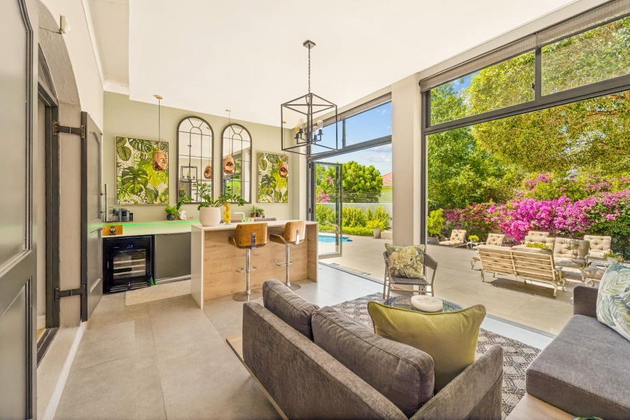 4 Bedroom Property for Sale in Tamboerskloof Western Cape